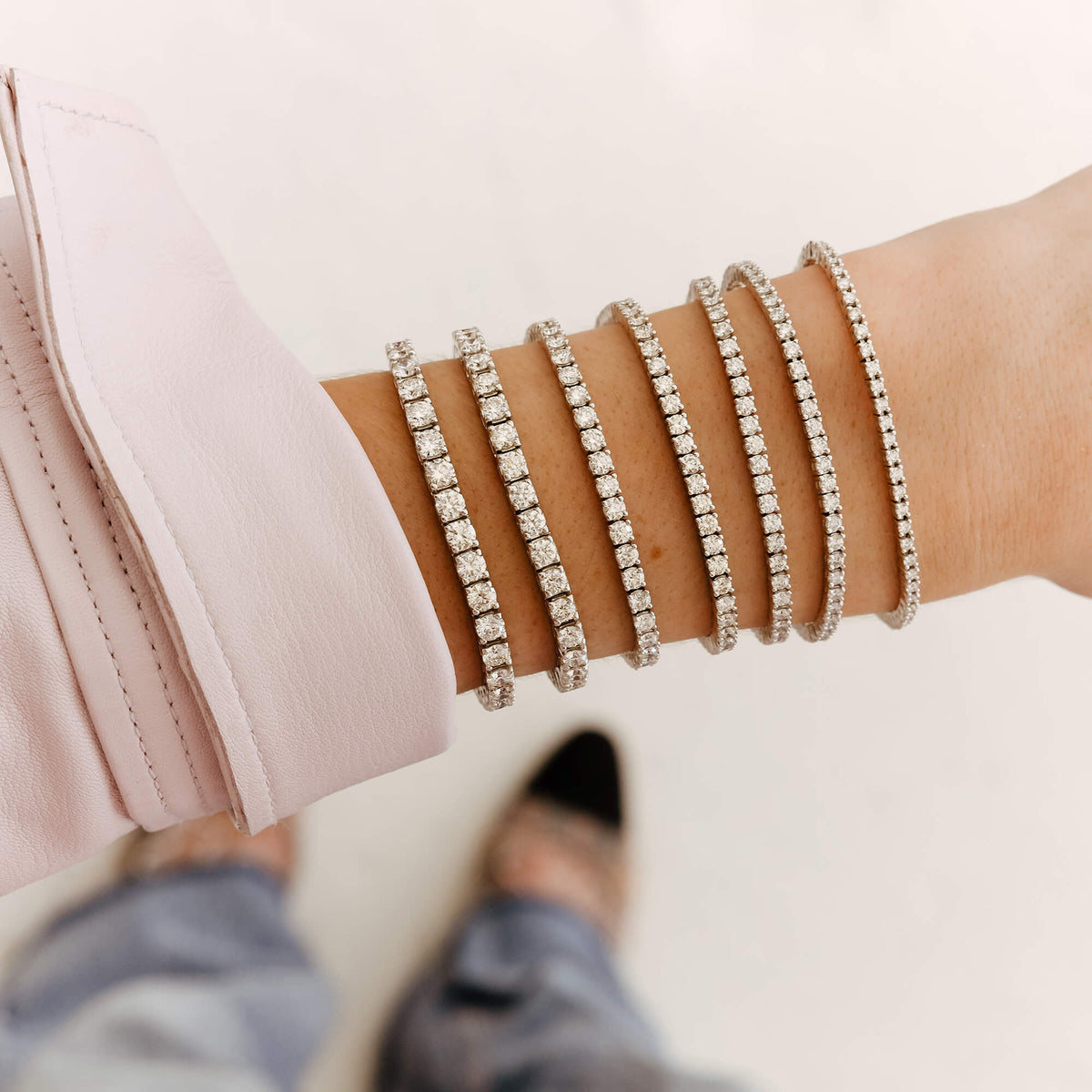 White Gold-4^Diamond Tennis Bracelets DRD 10.00 Ct. Total Weight Tennis Bracelet in White Gold