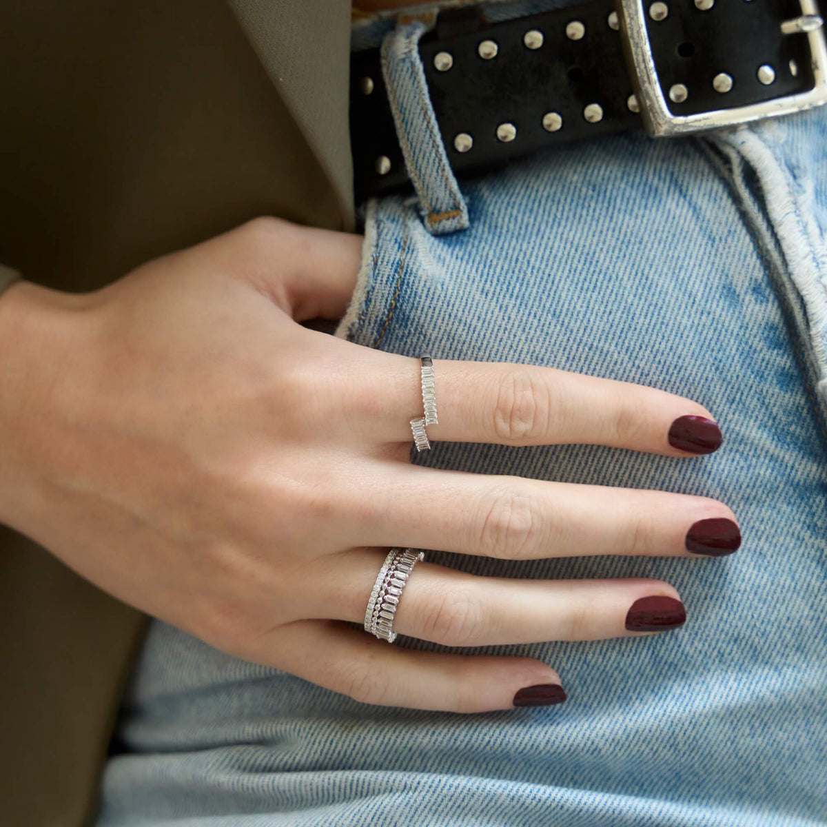 White Gold-4^Diamond Eternity Rings: Sadie Pearl Vertical Baguette Eternity Ring in White Gold