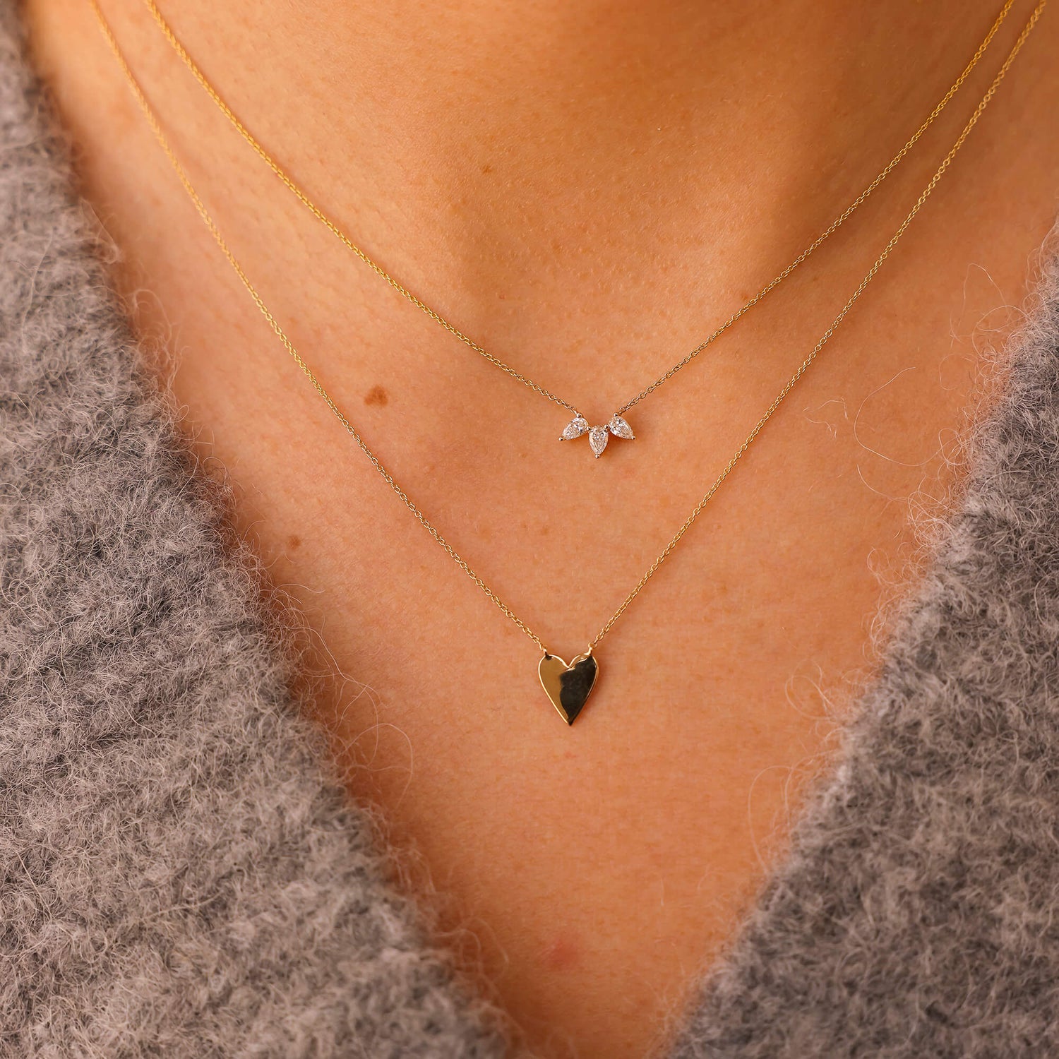 Yellow Gold-2^Diamond Pendant Necklaces: Taylor Elaine Trio Pear Necklace in Yellow Gold
