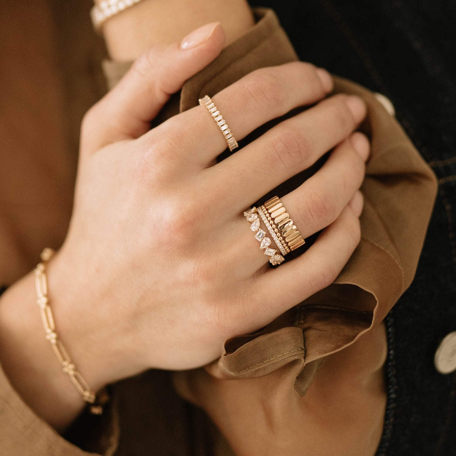 Yellow Gold^3-Gold Bands: Melody Eden Vertical Gold Bar Ring in Yellow Gold